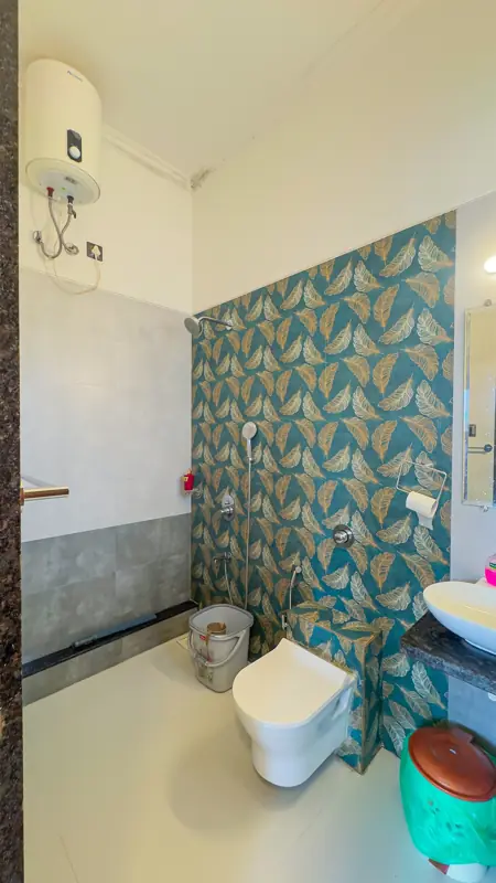 Modern bathroom with patterned tiles